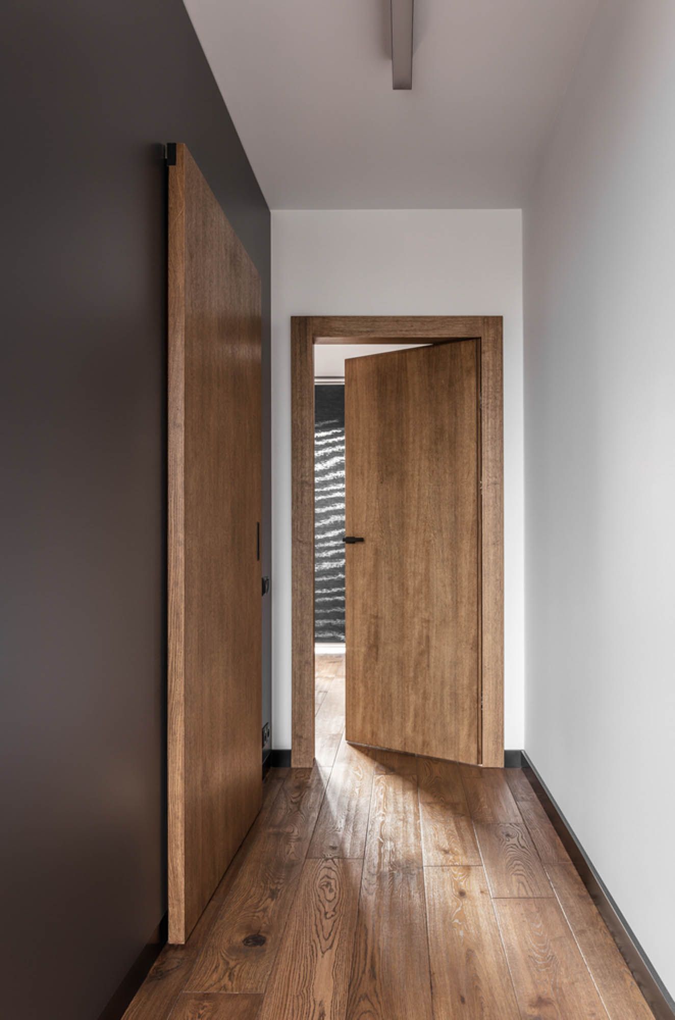 超耐磨木地板走廊現代風室內設計