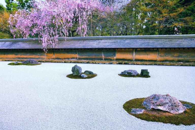 日式風格侘寂美學wabi sabi裝潢設計枯山水庭園