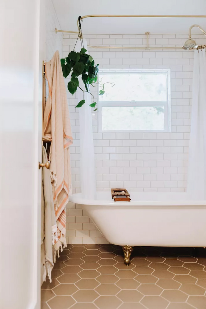 浴室設計裝潢北歐風輕奢風六角地鐵磚浴缸植栽