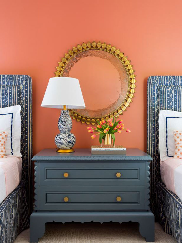 房間牆壁油漆顏色珊瑚色橘色橙色配色技巧