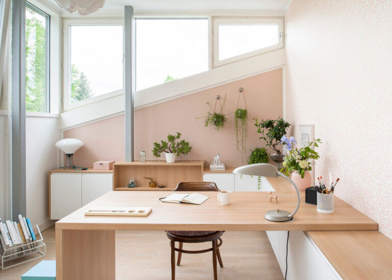 粉紅色木白色書房設計居家辦公室房間臥室裝潢書桌書櫃收納