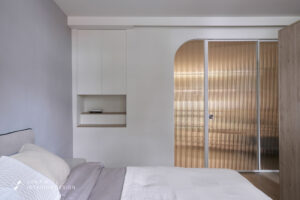 臥室使用長虹玻璃拉門透光不透影增加光線的穿透感