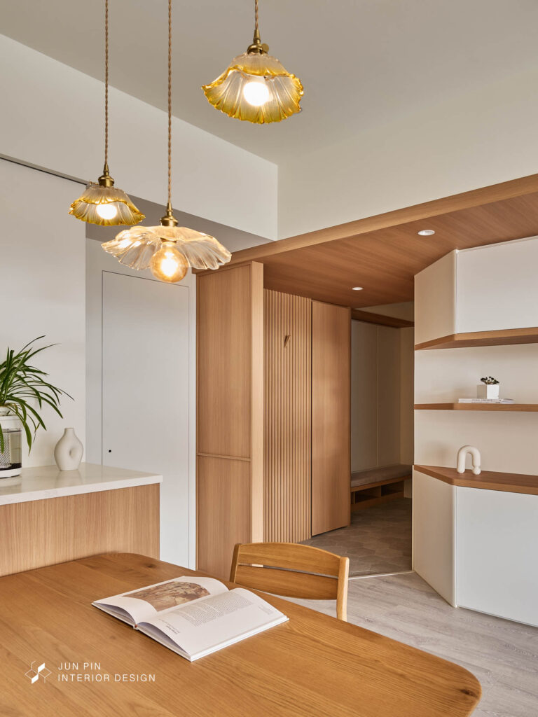 木作營造氛圍是精裝潢常用手法