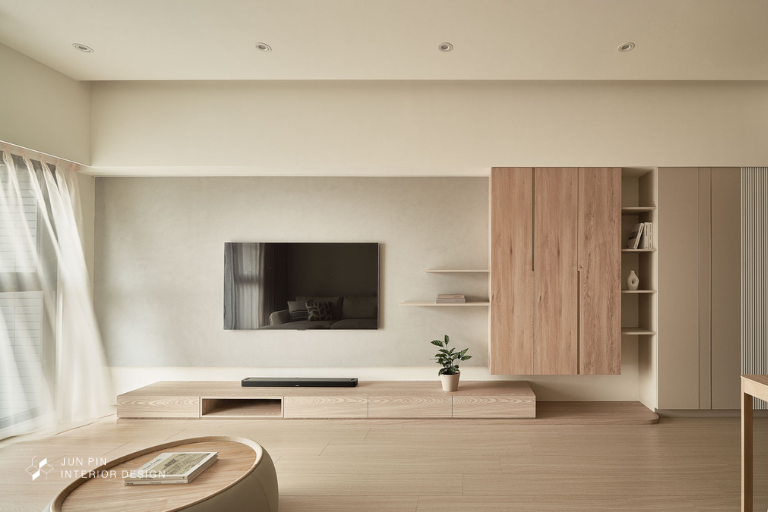 新北新莊｜今天是窗簾放風日 30坪現代淡奶宅