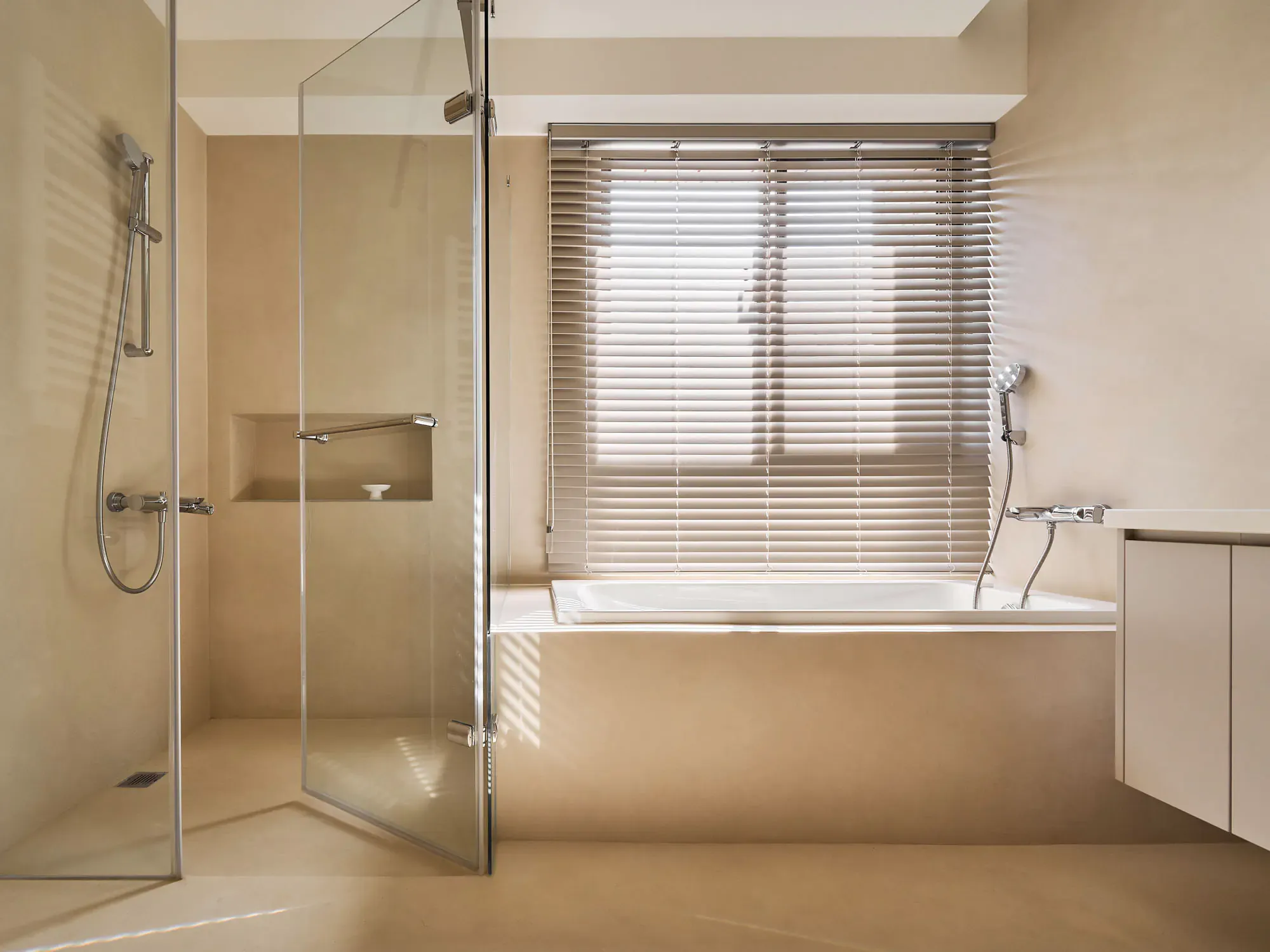 浴室是全家每天都會使用的空間，也是最容易因為一開始沒有規劃好而後悔的地方。