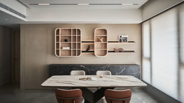 在小坪數居家或餐廳空間中，動線規劃是決定使用舒適度與空間感的重要關鍵