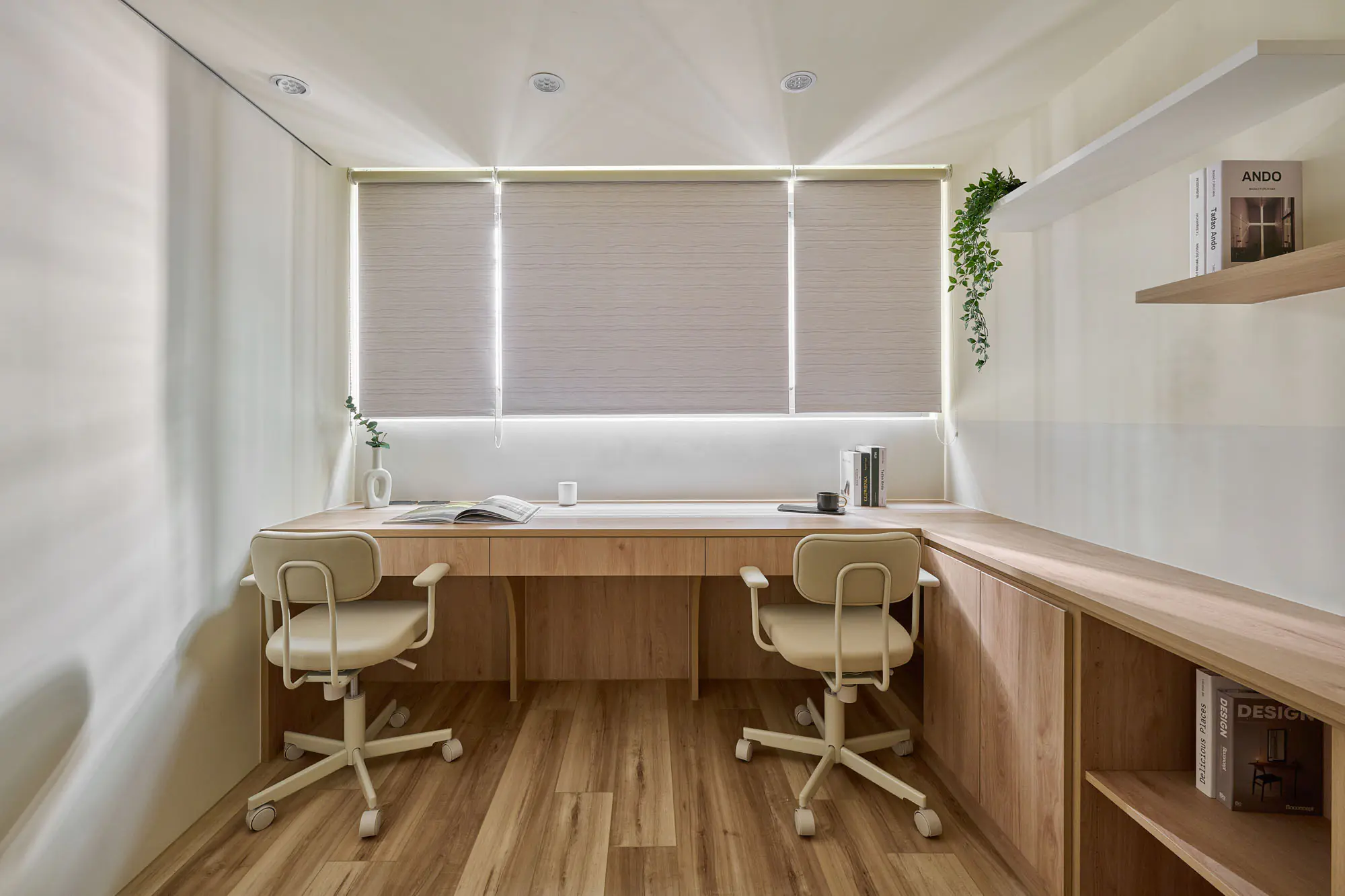 帶你拆解不同空間條件下的書房設計做法，讓書房能真正符合多數人日常生活中的使用需求